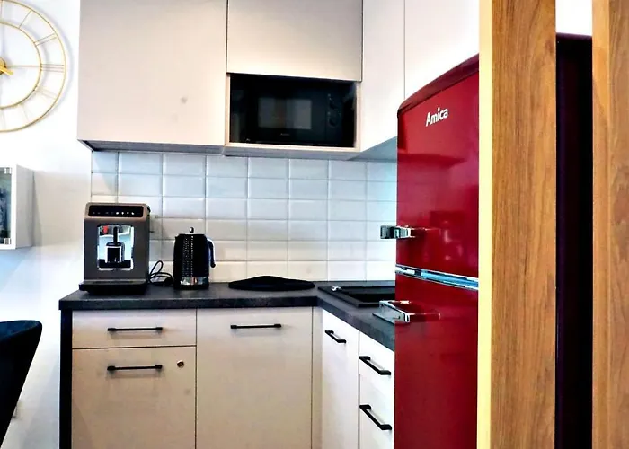 Port Restauracja Silownia Dwa Baseny Oli&joly * Kolobrzeg